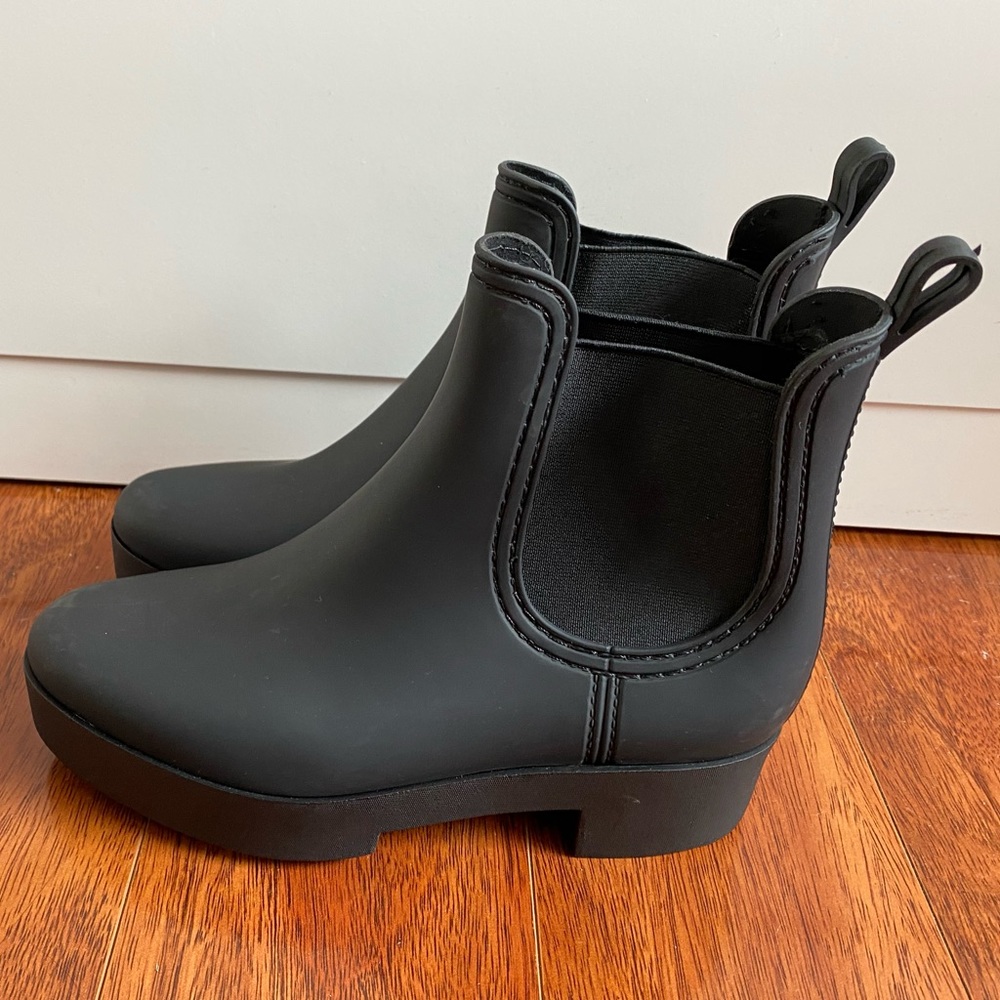 BRAND NEW Jeffrey Campbell Cloudy Chelsea Rainboot